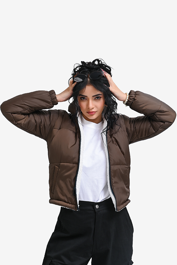 Winteez Women's Sherpa Lined Hooded Cropped Puffer Jacket - Image 2